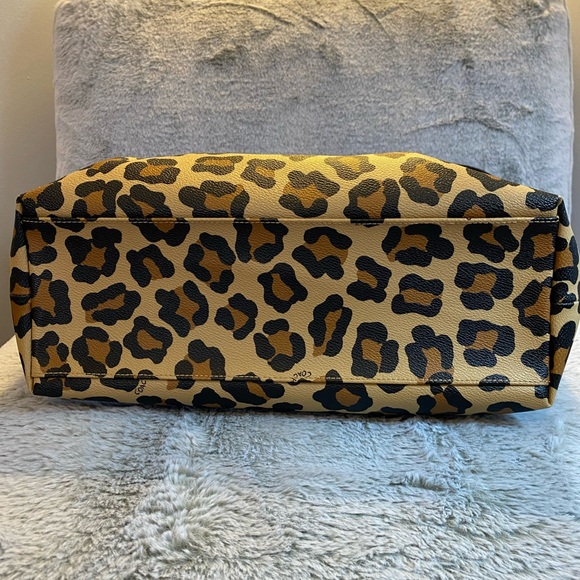 Coach Leopard Print Tote Bag - Picture 6 of 6